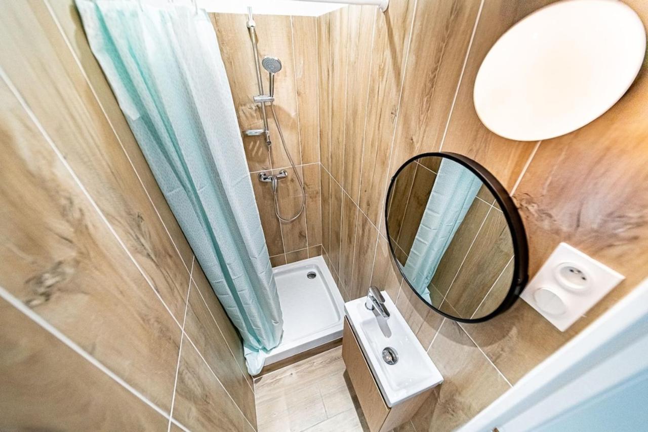 Sleep And Go - Cozy 9 People - Oullins Appartement Buitenkant foto